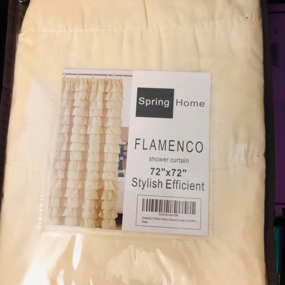 NWT Ivory Ruffle Curtain!! - Picture 2 of 2